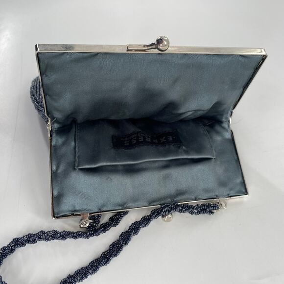 Express World Brand Clutch Purse Handbag Beaded Silver Gray Evening Party Event - Picture 4 of 8